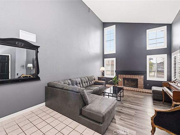 4th image of 2481 Keswick Ct