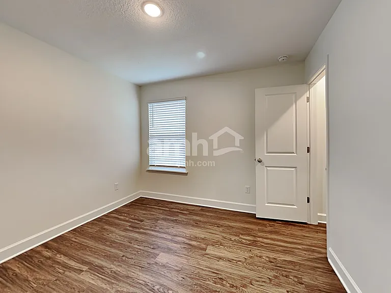 5921 Hampton Creek Rd — Photo 25