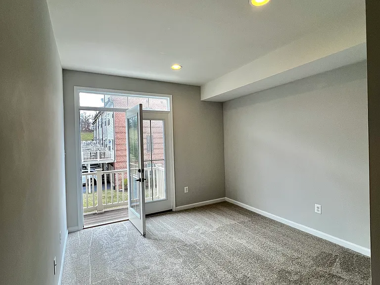 9208 Landon House Way — Photo 6