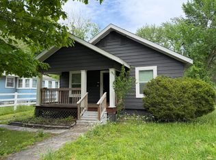 1150 S Crutcher Avenue, Springfield, MO 65804