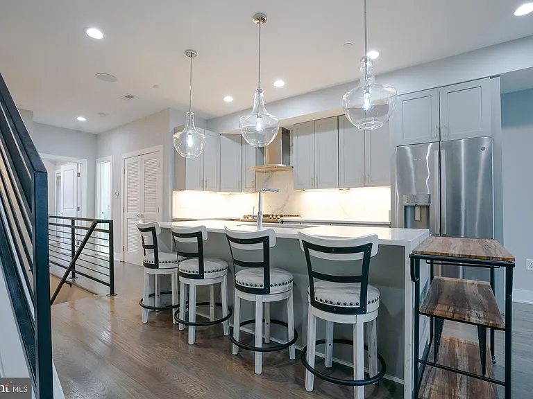 1632 K St NE #PENTHOUSE — Photo 20