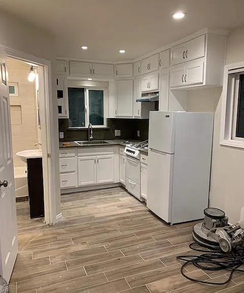 24441 University Ave #B — Photo 8