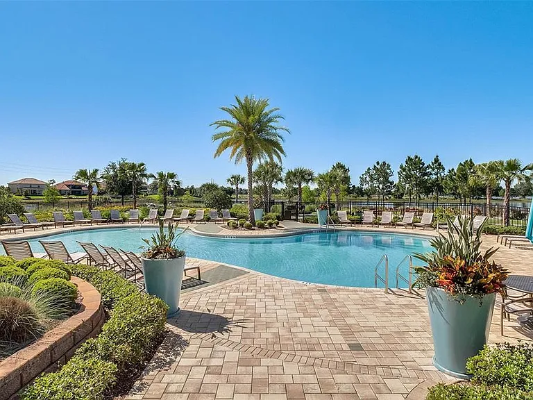 16570 Barbours Creek Way — Photo 38