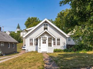 2211 W 7th St, Duluth, MN 55806