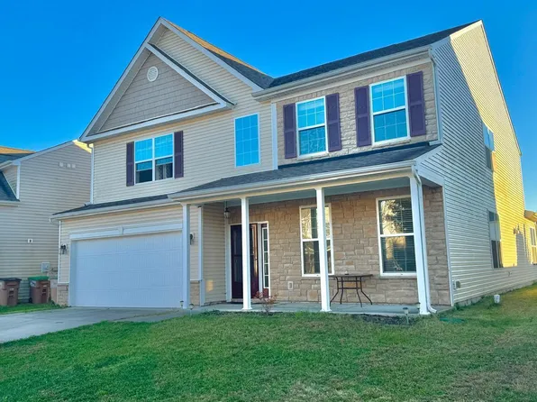 2125 Lakecrest Dr, Columbus, IN 47201