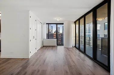 Rented by New York Casas Ltd.