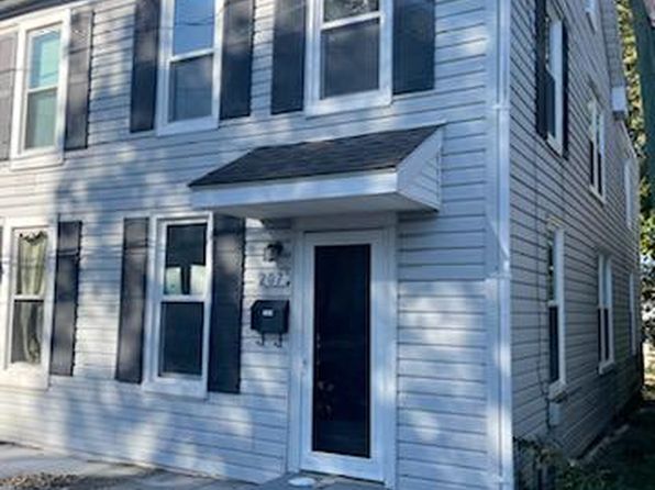 207 Summer St