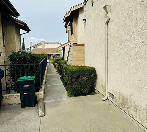 2nd image of 23202 Saguaro St