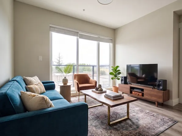 (undisclosed Address), North Vancouver, BC V7J 0C9