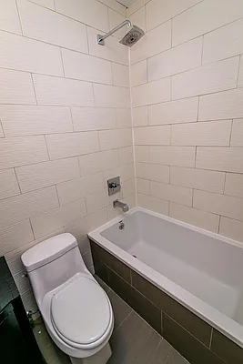 Rented by Nooklyn NYC LLC | media 46