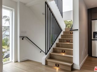 843 N Mariposa Ave #1, Los Angeles, CA 90029
