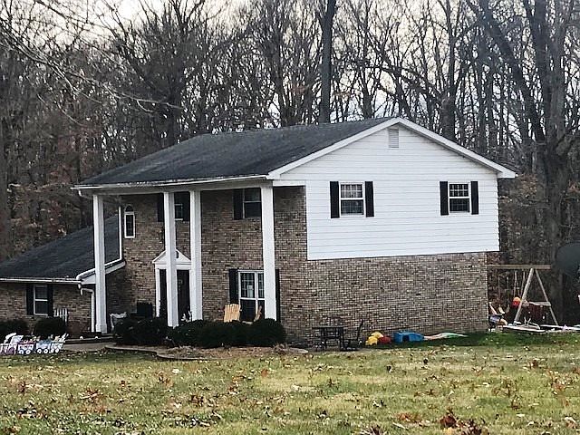 1st image of 782 W Candlewick Cir