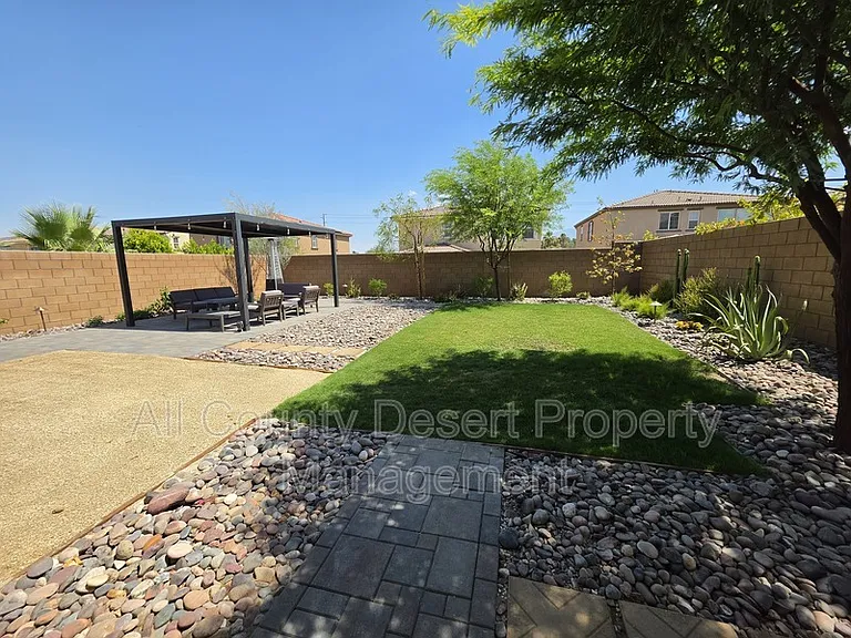 73533 Granita Dr — Photo 33