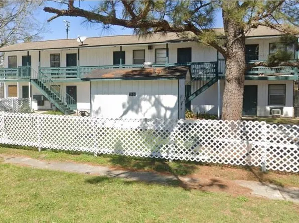 1444 Jim Taylor Dr, Baton Rouge, LA 70820
