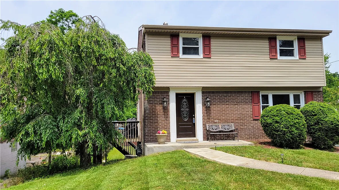 855 Cedarwood Dr photo 1