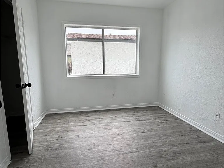 304 W Cedar St — Photo 5