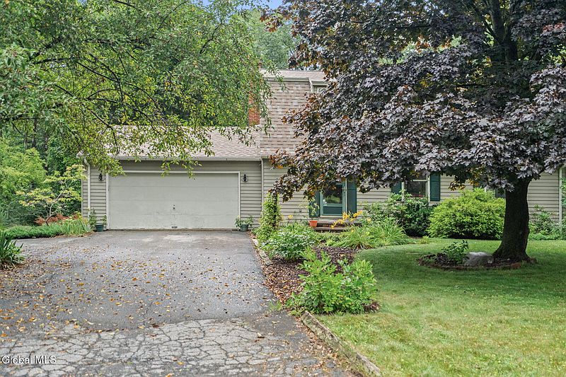2nd image of 3 Tomohawk Place
