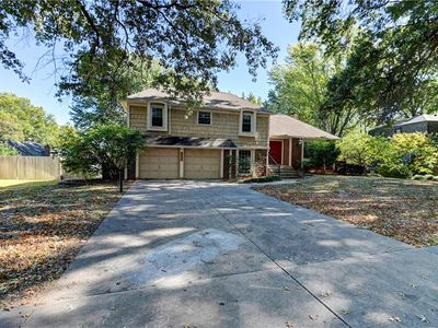 1649 E Sunvale Dr, Olathe, KS, 66062