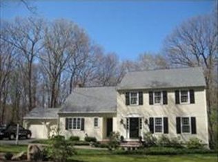 104 Wildwood Rd, Andover, MA 01810