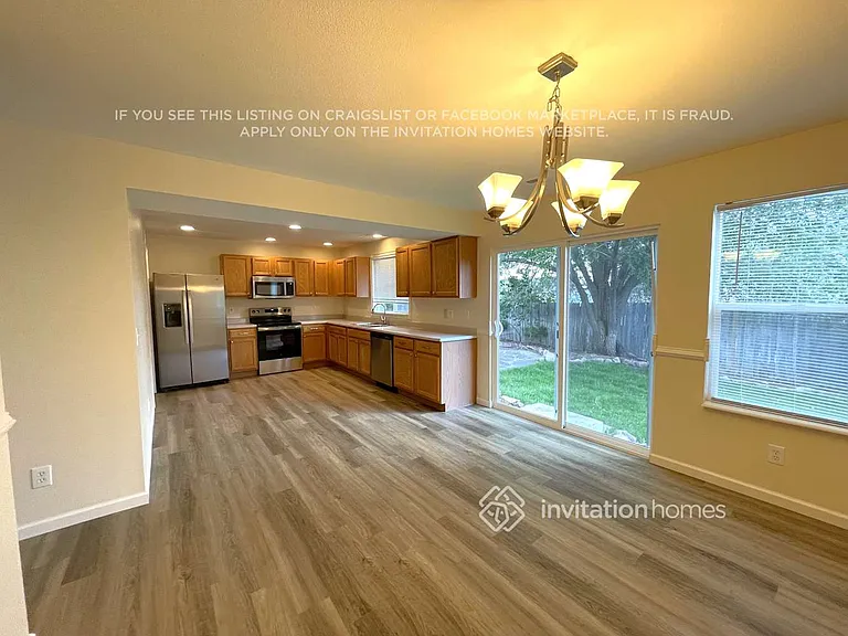 5540 Anna Lee Way — Photo 4