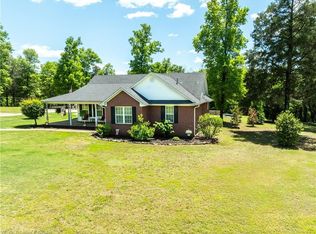 1143 Shady Oak Ln, Cedarville, AR 72932