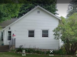 604 Hutchinson St, Big Rapids, MI 49307