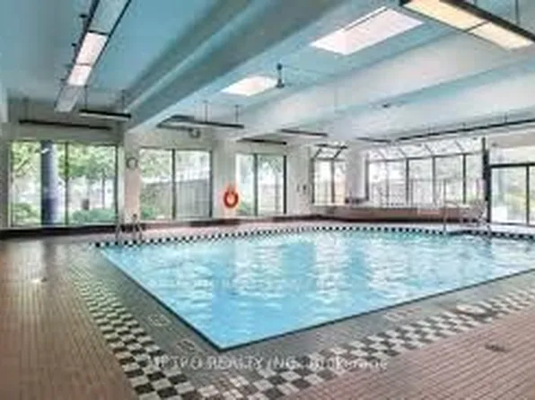 7 Bishop Ave Unit 310, Toronto, ON M2M 4J4