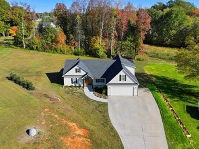 7900 Pate Dr, Oak Ridge, NC, 27310