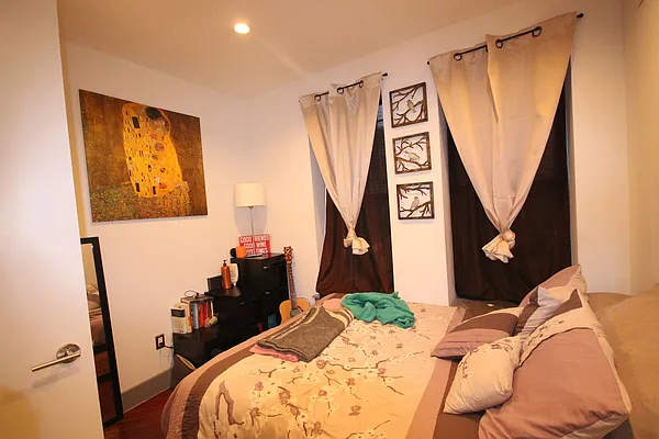 Rented by NAN Enterprise LLC | media 18