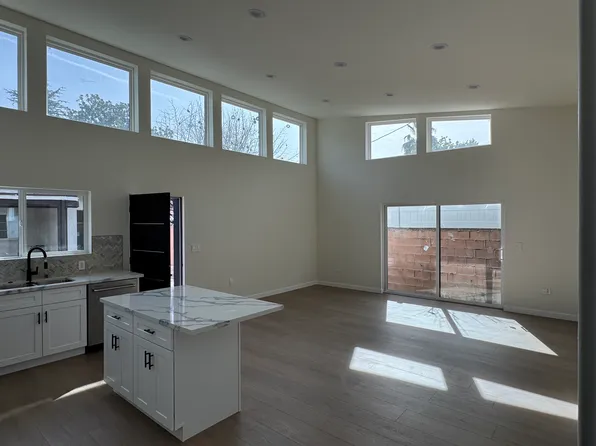 7005 Natick Ave, Van Nuys, CA 91405