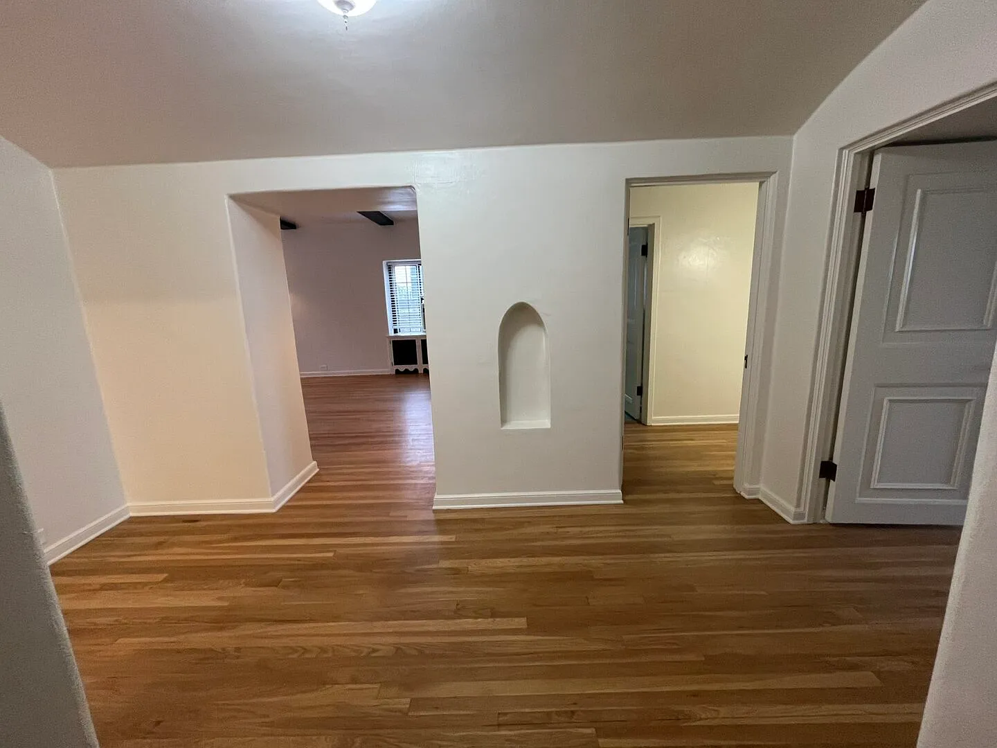 2 bed, 1666 sqft, $3,300 — Photo 2