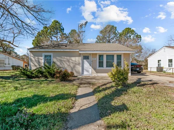 603 Renn Rd, Hampton, VA 23663