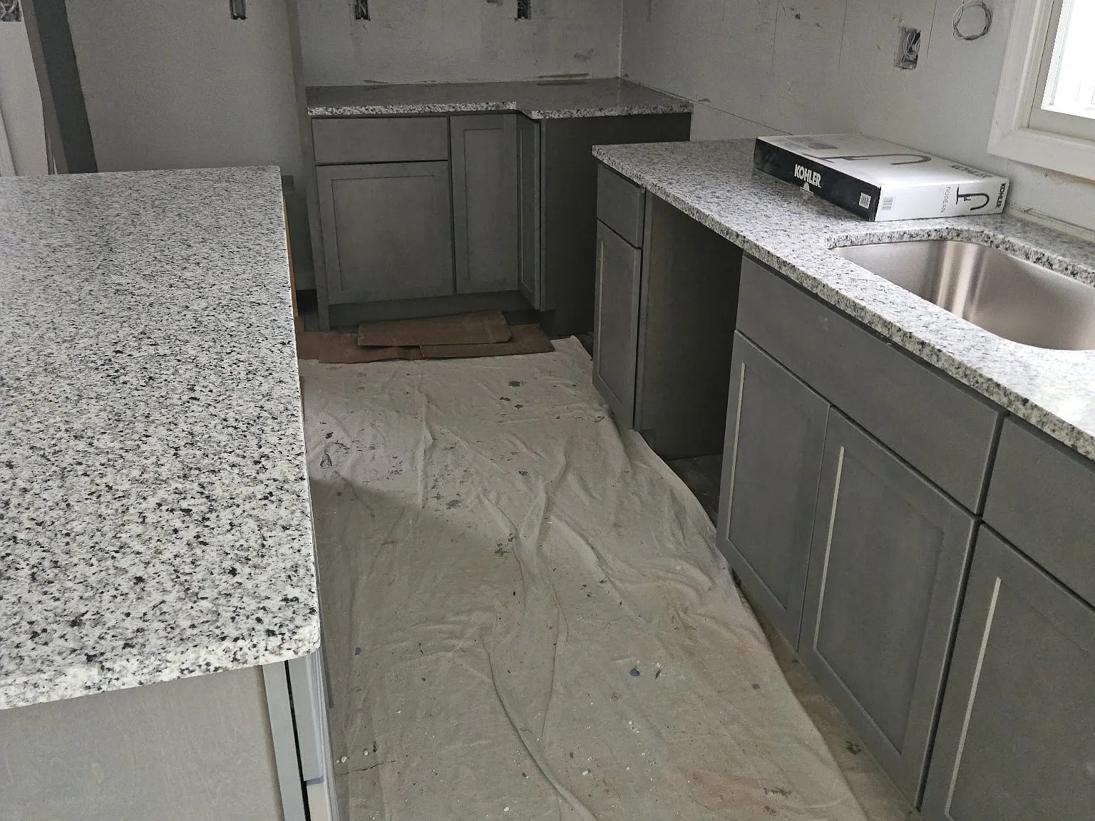 4 bed, 2200 sqft, $3,600 — Photo 3
