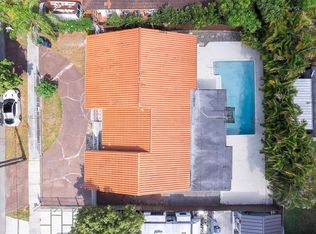 10760 SW 38th St, Miami, FL 33165