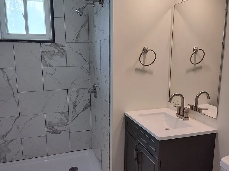 1217 Greenwood Ct #A — Photo 1