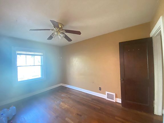 5th image of 816 Elmwood Ave