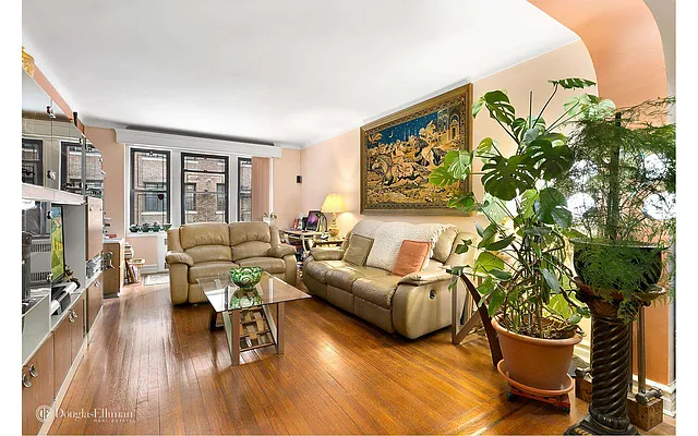 Sold by Douglas Elliman | media 10