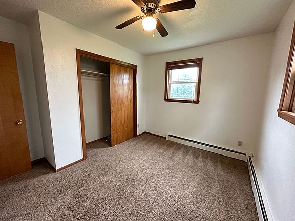 4th image of 100 E Turnpike Ave #4