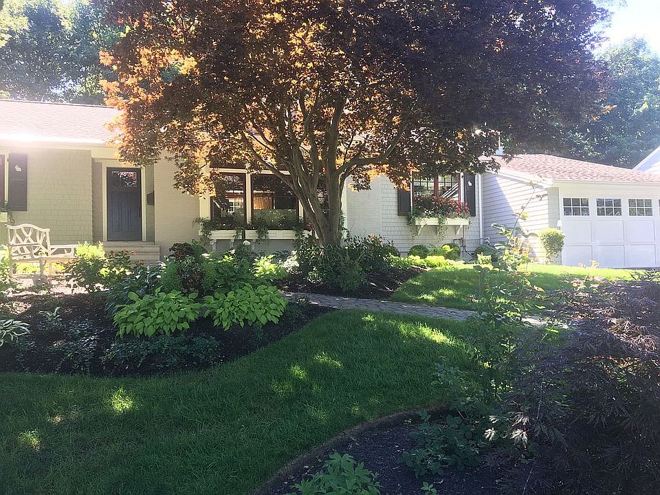 Front Shade Garden