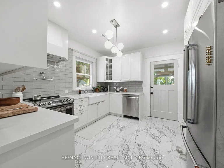 115 Saint Paul Ave — Photo 18