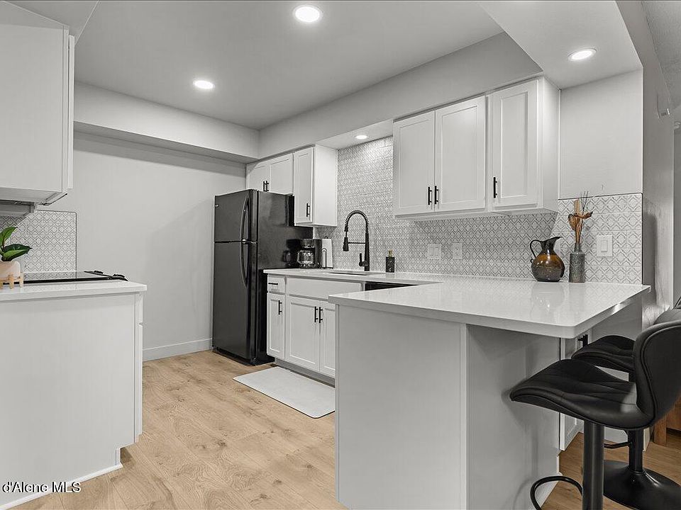 1st image of 5276 W Racquet Rd Unit 10