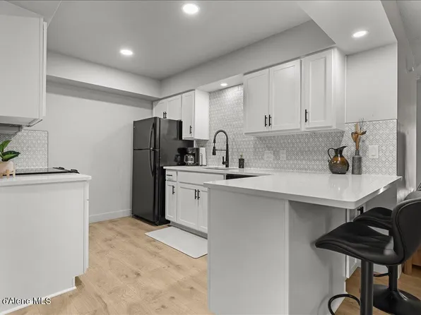 5276 W Racquet Rd Unit 10, Rathdrum, ID 83858