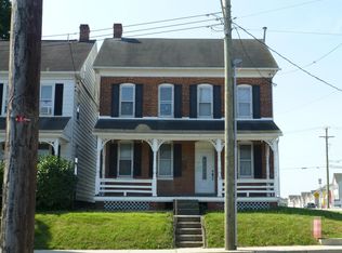 825 York St, Hanover, PA 17331