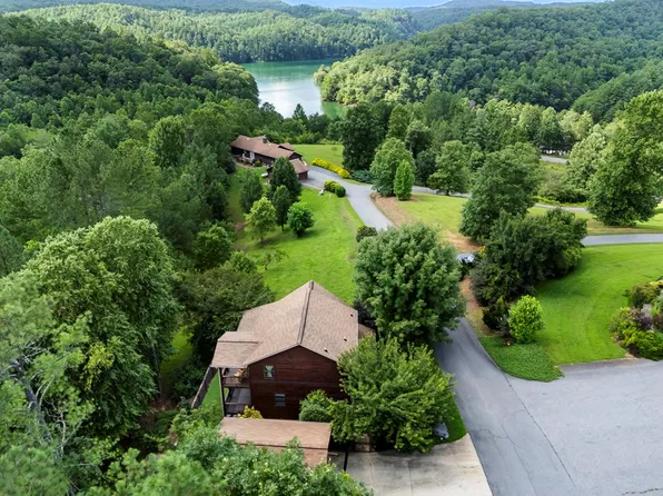 204 Foothill Estates Ln, Murphy, NC 28906