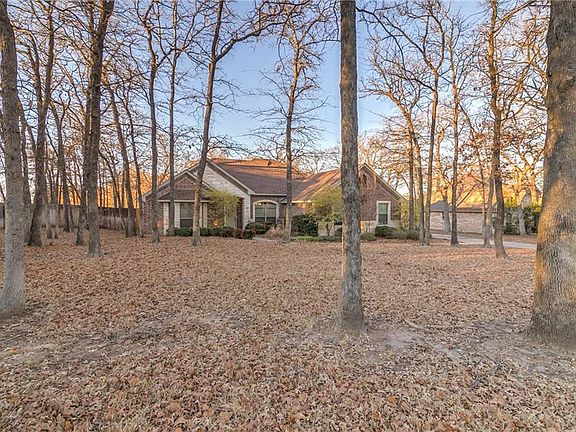 2nd image of 6600 Forest Oaks Ct