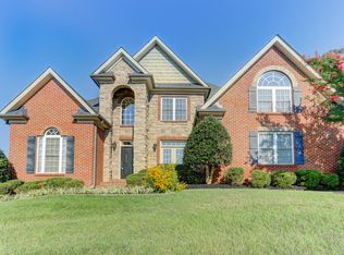267 Brooke Valley Blvd, Knoxville, TN 37922