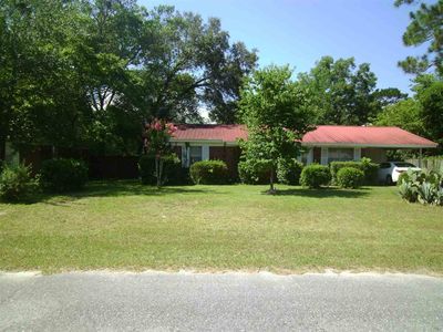826 E Cherry St, Perry, FL, 32347