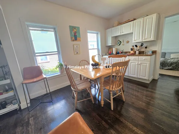 33 Teele Ave, Somerville, MA