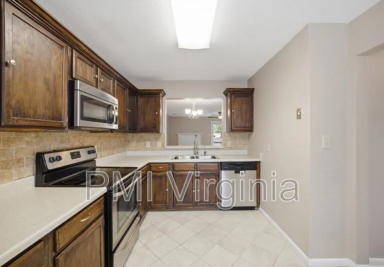 5140 Glenwood Way — Photo 24