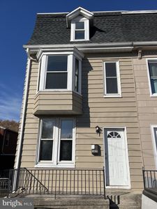 1029 E Poplar St, York, PA, 17403